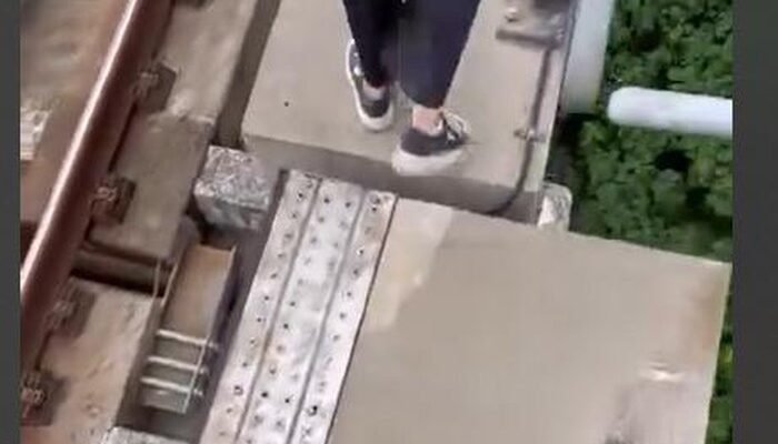 Dari Gemetar Jalan Kaki ke Galau, Cerita Penumpang LRT Jabodebek Gangguan