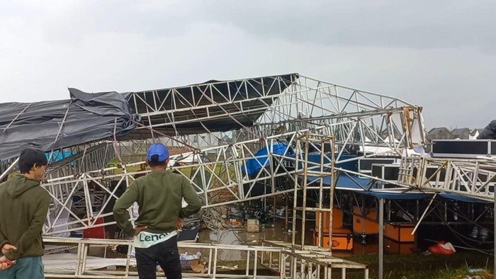Tragedi di Bogor: Tenda dan Panggung Ambruk, 2 Orang Menderita