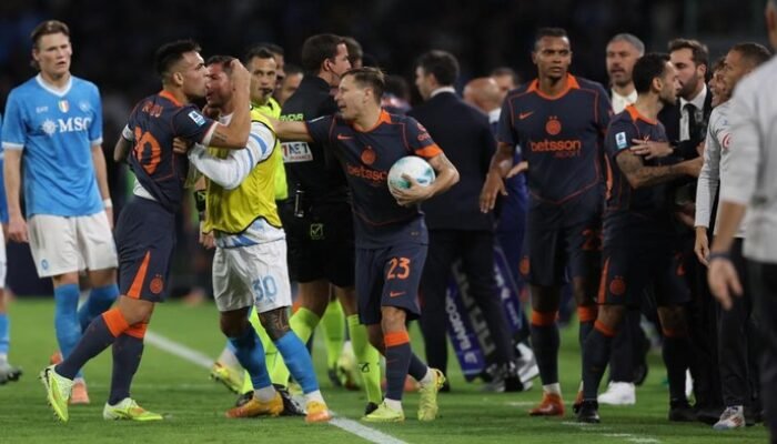 Chivu: Inter Milan Terpuruk dalam Perdebatan dengan Bench Napoli, Energi Terbuang sia-sia!