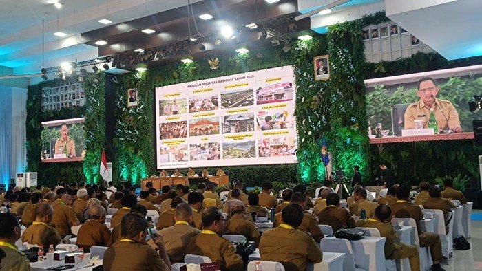 Mendagri Tegur Pemda: Takut Gagal, Jangan Minta Tambahan Anggaran!