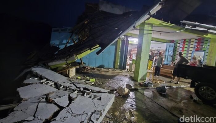 Cisolok Sukabumi Dilanda Banjir Bandang, Ribuan Warga Kehilangan Tempat Tinggal