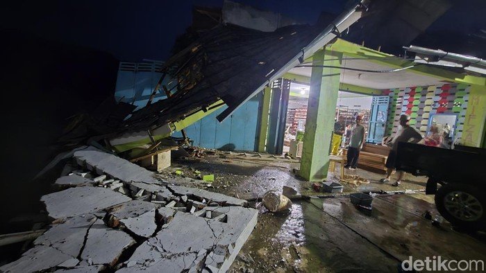 Cisolok Sukabumi Dilanda Banjir Bandang, Ribuan Warga Kehilangan Tempat Tinggal
