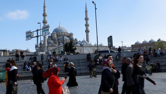 Gempa M 6,1 Guncang Turki, Ribuan Bangunan Runtuh dalam Sekejap!