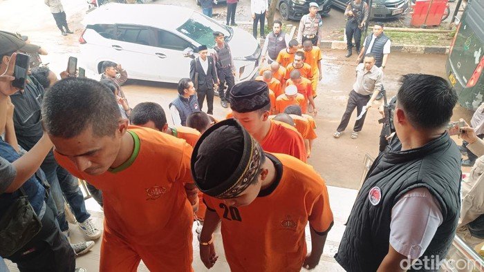 Sensasi Penangkapan Pengedar Sabu di Gunung Putri, Polres Bogor Disita Senpi Ilegal