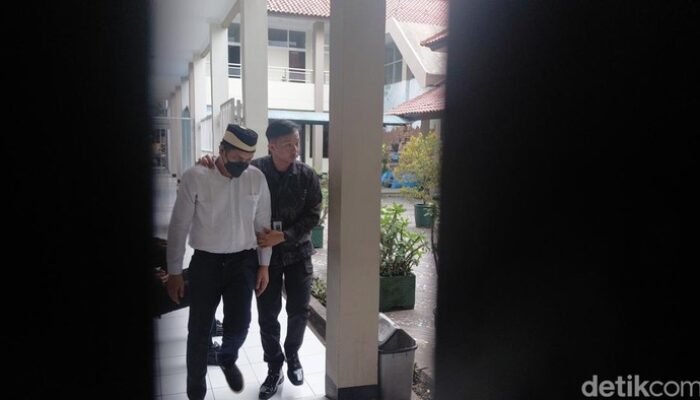 Dokter Iril Wajib Bayar Rp 106 Juta, Lima Ibu Hamil Terima Restitusi, Apakah Ini Keadilan?