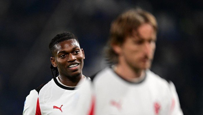 Milan Imbang, Dua Pemainnya Tumbang: Peringatan dari Langit untuk Ambisi Besar