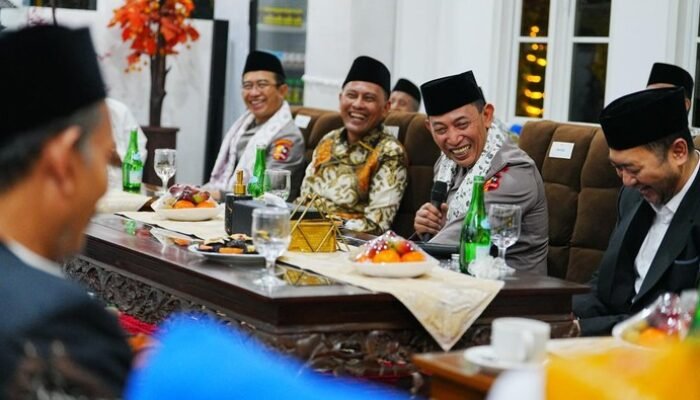 Kapolri Sambangi Ponpes An-Nur 2 Al-Murtadlo Malang, Jaga Tali Silaturahmi – Update 1