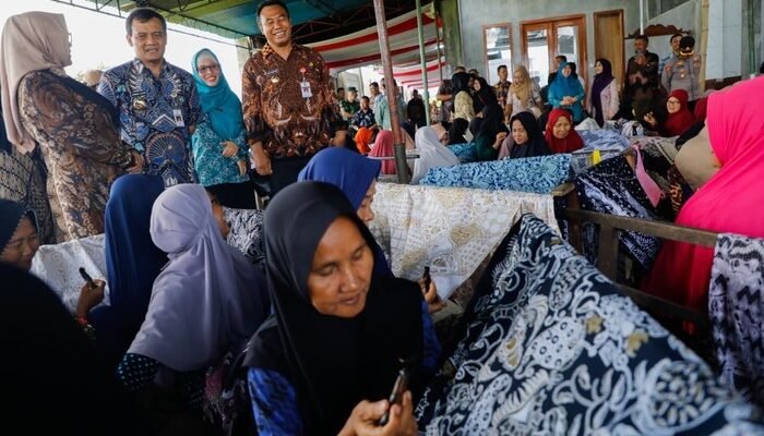 “Dari Kreativitas ke Kekuatan, Ekspor Jateng Tembus Rp 53 Triliun”