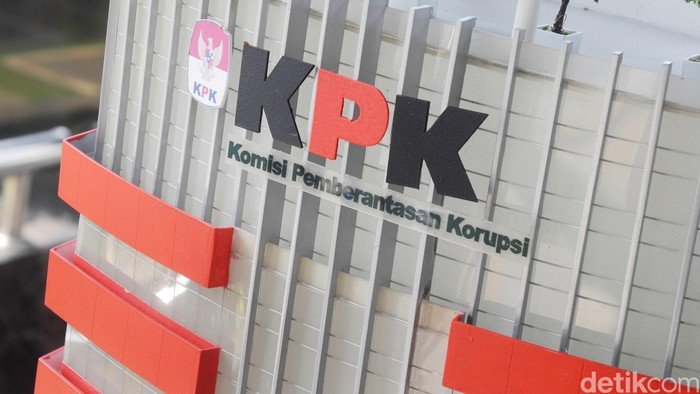 OTT KPK Targetkan Gubernur Riau, Bawa ke Jakarta Besok