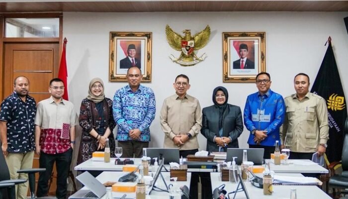 Terima Kunjungan Bupati Siak, Fadli Zon Bahas Pelestarian Budaya Melayu – Update 2