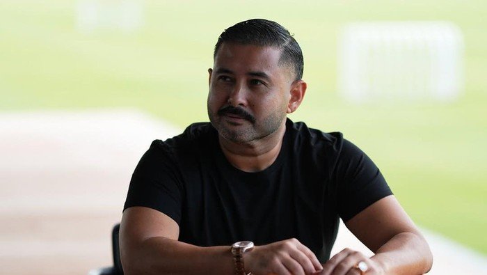 Putra Mahkota Johor, Tunku Ismail, Serang Balik FIFA dalam Skandal Naturalisasi!