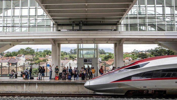 Banyuwangi Incar Kereta Cepat dari Prabowo, Dasco Berharap Jogja Tak Dilupakan