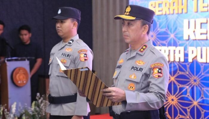 **Kadiv Humas Polri: Soliditas Mutlak dalam Era Digital, Pimpin Sertijab Karo Multimedia**