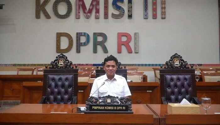 “Komisi III DPR hormati penetapan Roy Suryo cs sebagai tersangka kasus ijazah Jokowi”