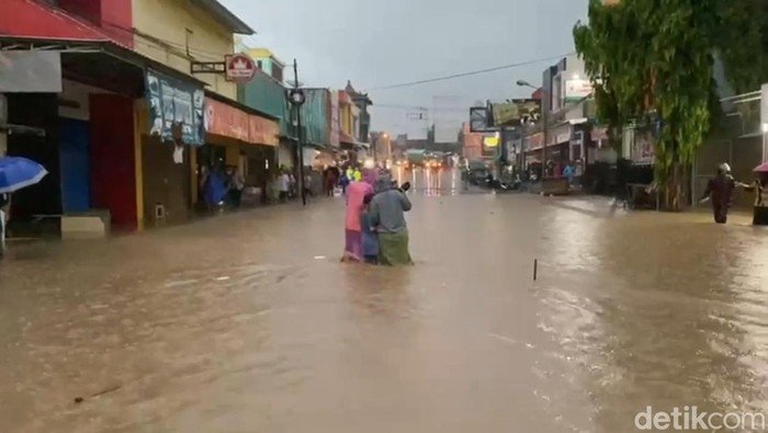 BNPB: Dua Hidup Hilang di Banjir Brebes, Bencana yang Menyedihkan