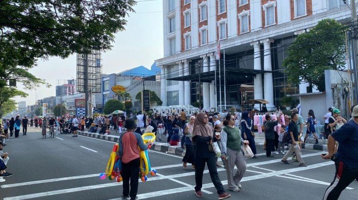 Gen Z Kecewa Tak Ada Jajanan Kukusan di CFD Depok, Beralih ke Batagor - Update 2