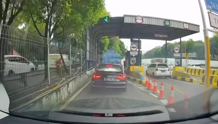 Diduga Depresi, Sopir Sedan Audi Jadi Tersangka Penerobos Gerbang Tol JORR