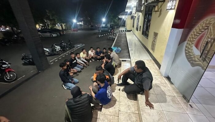 Polisi Tangkap 11 Remaja Berniat Tawuran di Bogor, Senjata Tajam Disita