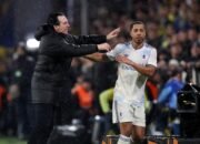 **Panas! Emery Bertengkar dengan Tielemans di Pinggir Lapangan: Kisah Canggung di Liga Europa**