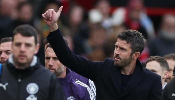 Arsenal Tangguh, Carrick: “Tak Boleh Diremehkan!”