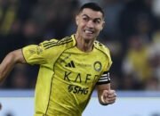 Ronaldo Dikabarkan Pensiun di 2027, Apakah Ini Akhir Zaman CR7?