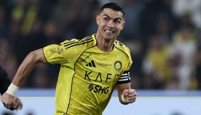 Ronaldo Dikabarkan Pensiun di 2027, Apakah Ini Akhir Zaman CR7?