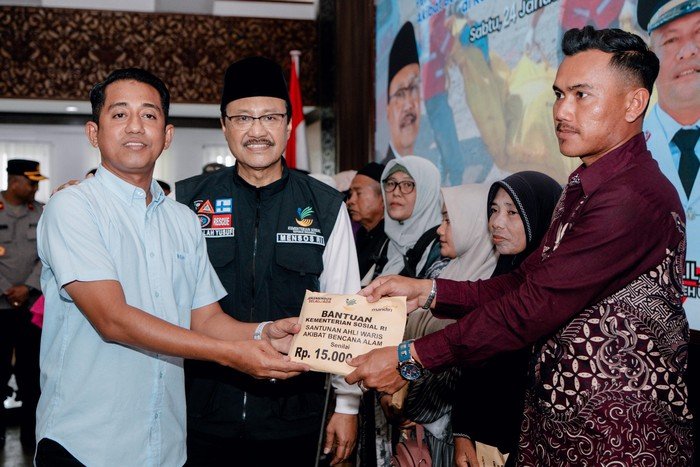 Menara Emas: Menara Tertinggi Di Indonesia Dengan Pemandangan Memukau