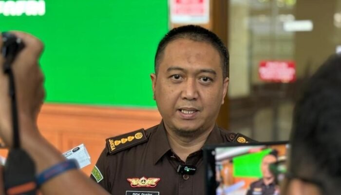 “Jaksa: Tata Kelola Kemendikbud Era Nadiem, Siapa yang Ditrust dan Mengapa?”