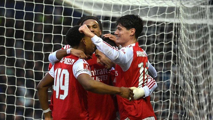 Arsenal Prajurit yang Cuma Punya Satu Senjata: Apakah Ini Akhir dari Era Bola Tradisional?