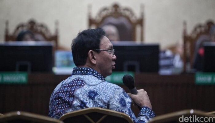 “Seloroh Ahok di Sidang Minyak: Dari Pemda ke Penjara”