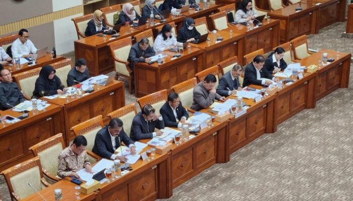 “Surprise! MA Ajukan Penambahan Hakim Agung dari 60 ke 70, KY Ungkap Detailnya”