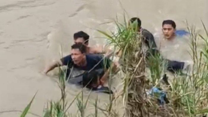 3 Warga Kendal Hanyut Saat Arung Jeram Pakai Ban di Sungai, 2 Selamat-1 Hilang - Update 2