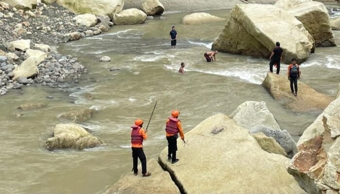 Tragedi Lansia Pencari Besi: Meninggal di Sungai Bogor Setelah 6 Hari Hilang