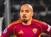 AS Roma Perkenalkan Donyell Malen, Taring Muda yang Berpotensi Besar!