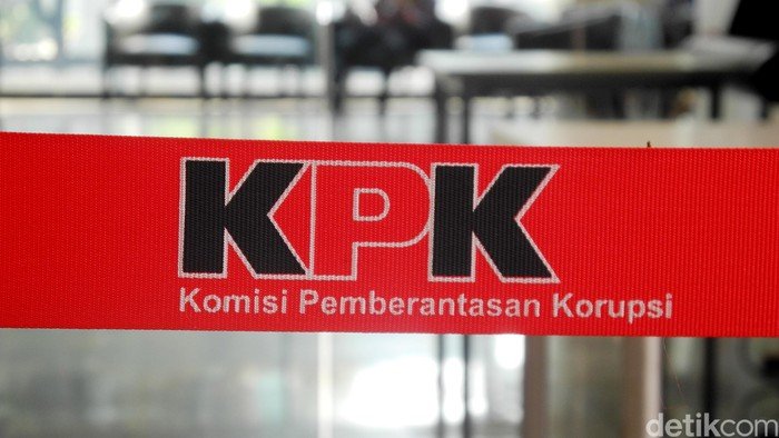 KPK Sita USD 50 Ribu dari Rumah Dinas Ketua PN Depok, Scandal di Balik Pembenaran Hukum!