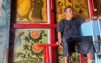 “30 Tahun Setia, Kisah Slamet: Muslim yang Menjaga Kelenteng di Tengah Laut Kalbar, Sebuah Cerita Persahabatan Agama”