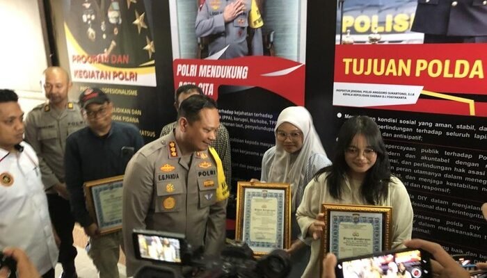 Polresta Jogja Hibur Mahasiswi yang Berani Tabrak Jambret