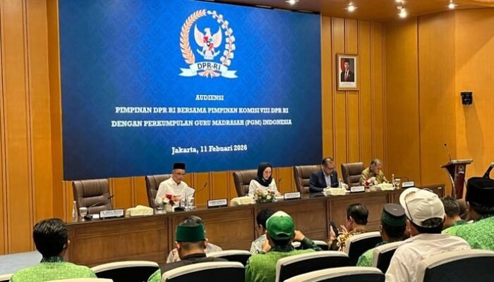 Guru Madrasah Swasta Ngadu ke DPR: Tak Bisa Nikmati PPPK Rp 300 Ribu