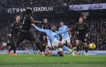 **Man City Ungguli Fulham 3-0 di Babak Pertama: Kekuatan Taktik Guardiola di Etihad Stadium**