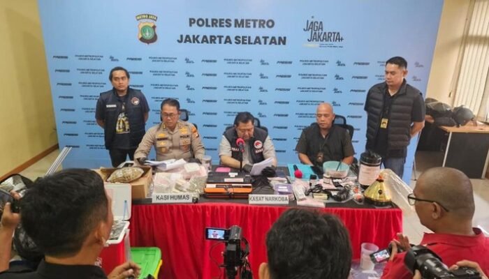 [Kreator Konten Jaksel Tertangkap Tanam Ganja, Istri Diseret dalam Kasus]
