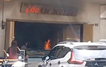 **Tangis Warga Makassar: Emak-emak Lempar Molotov, Toko Emas Hancur dalam Sekejap**