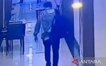 1. “Pelaku Maling di Hotel Mewah Jakarta Ditangkap, Identitas Terkuak”