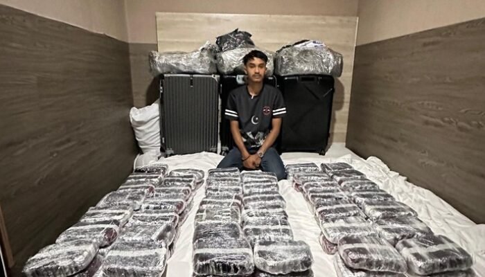 KURIR NARKOBA WN MALAYSIA TANGGALAN, 99 Ribu Butir Happy Five Disita di Dumai!