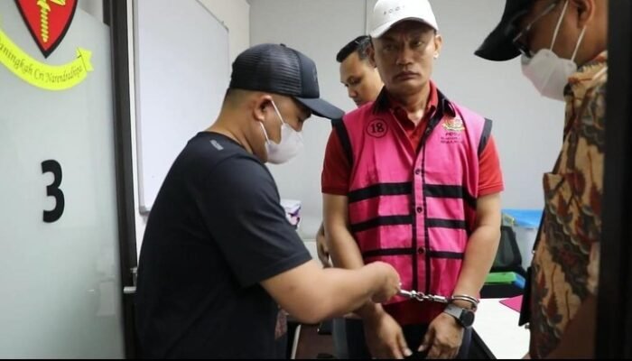 Eks Ketua PN Jaksel Berseteru dengan Hukuman 14 Tahun: Kasus Migor Terkuak Lagi!