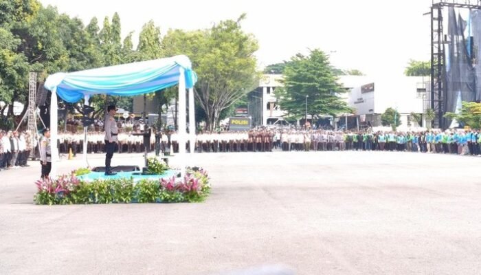 “Ramadhan Nyatakan Perang: Polda Metro Gelar Apel Siaga Kamtibmas Bareng Ojol-Buruh”