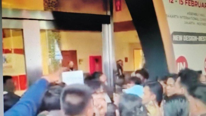 Jewellery Fair di JCC Sempat Riuh, Pengunjung War Rebutan Beli Emas - Update 2