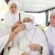 Momen Hangat Megawati Saat Umrah Bareng Keluarga, Prananda Bantu Tahalul: Kisah Cinta yang Menginspirasi