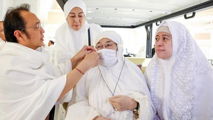 Momen Hangat Megawati Saat Umrah Bareng Keluarga, Prananda Bantu Tahalul: Kisah Cinta yang Menginspirasi