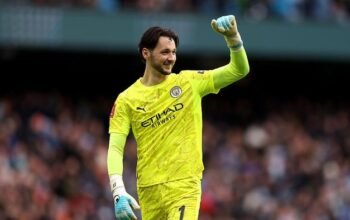 “Dari Deputi ke Puncak, Kisah Mengejutkan Trafford di City yang Tak Terduga!”