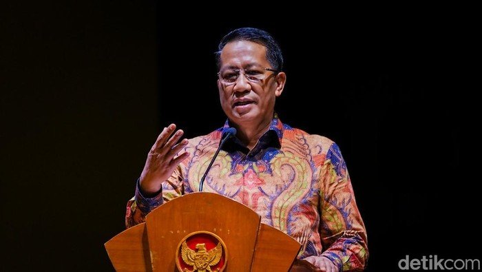 Kejutan Jokowi: Setuju UU KPK Dikembalikan Versi Lama, Menkum Respons!